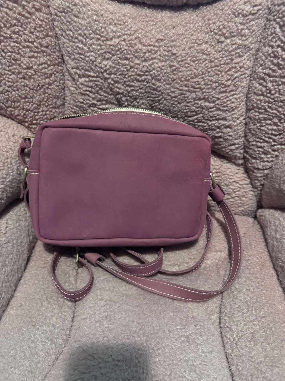 Portland Leather goods large camera bag in Foxglove - Picture 4 of 5